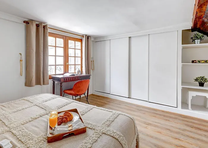Апартаменты Bnbnova - 2br - Ile Saint-louis *