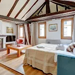 Апартаменты Bnbnova - 2br - Ile Saint-louis *